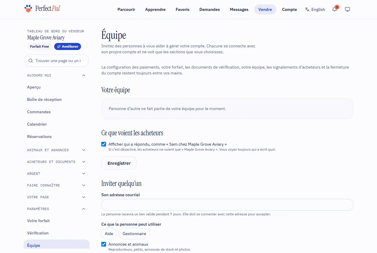 La page Équipe avec le formulaire d’invitation et les sections à choisir
